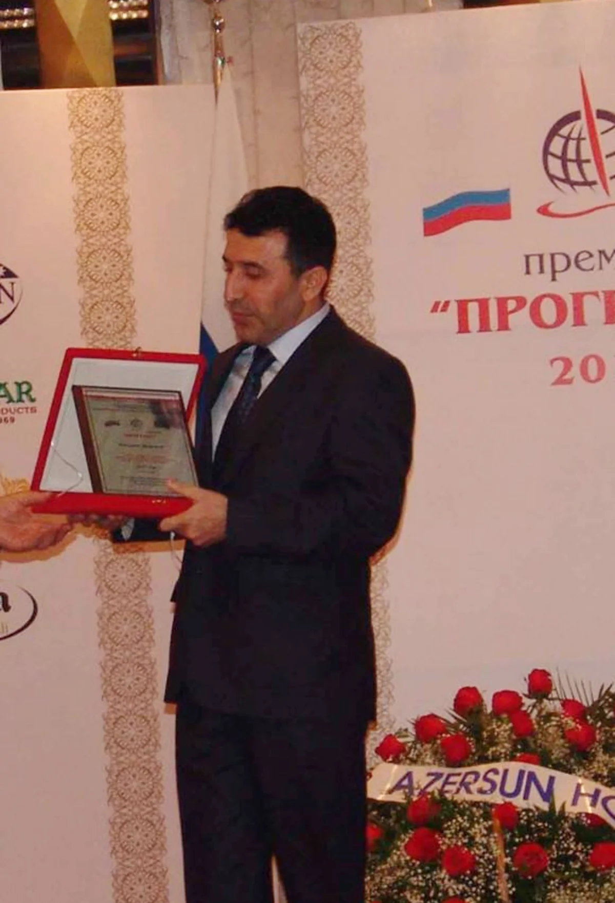 Azərbaycanda məşhur şirkət rəhbərinə qarşı dələduzluq edilib