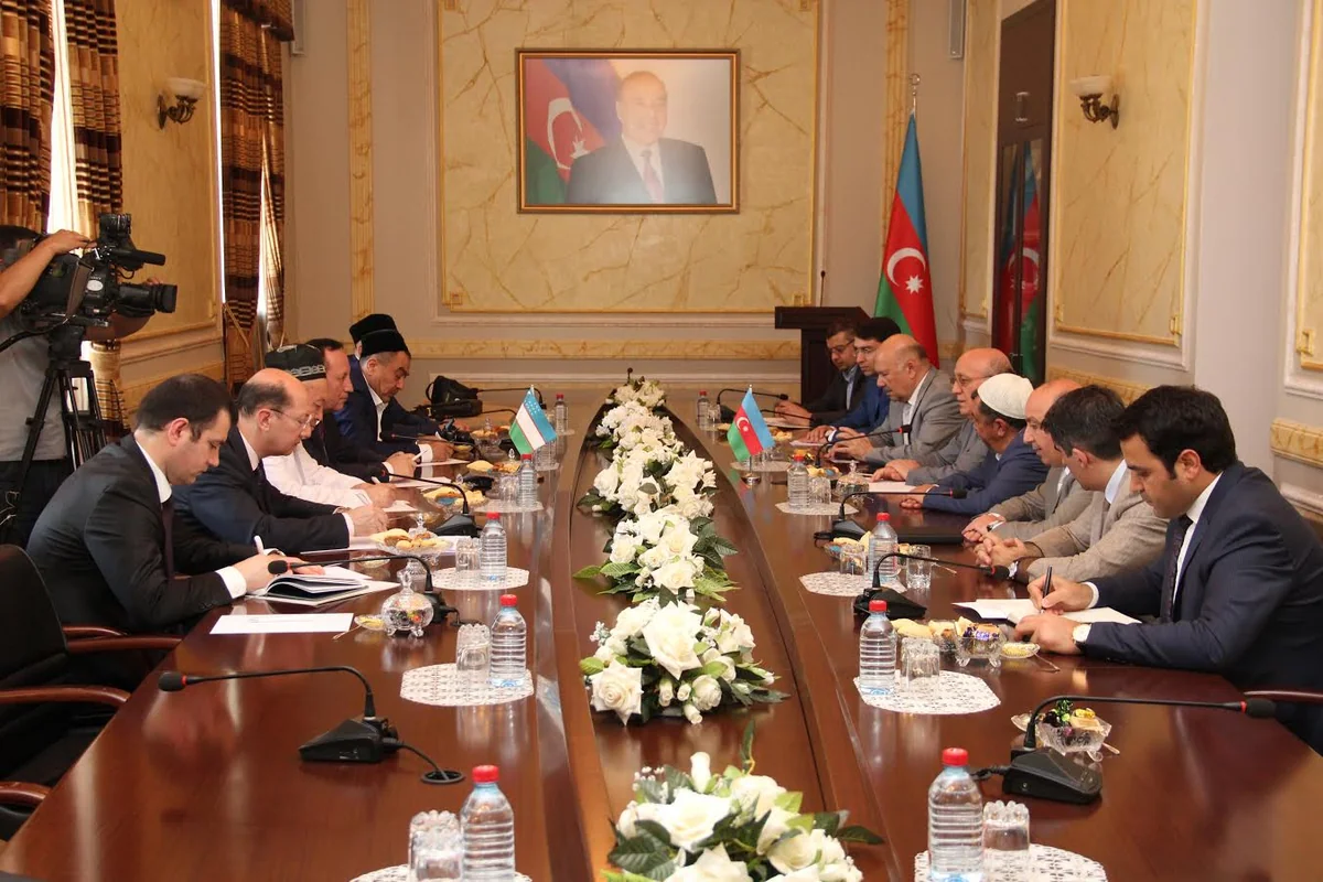 Dövlət Komitəsinin sədri Özbəkistan nümayəndə heyəti ilə görüşüb