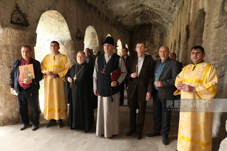 Dini icmaların nümayəndələri Xudavəng monastırında dini ayinlər həyata keçiriblər