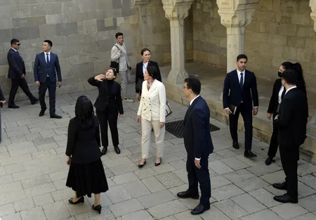 Qırğızıstanın birinci xanımı İçərişəhərdə olub