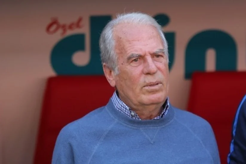 Traktor klubu Mustafa Denizli ilə yollarını ayırıb