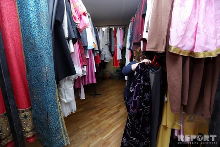 Hacıbaba Bağırovun papaqları, Xanım Qafarovanın geyimləri... - REPORTAJ