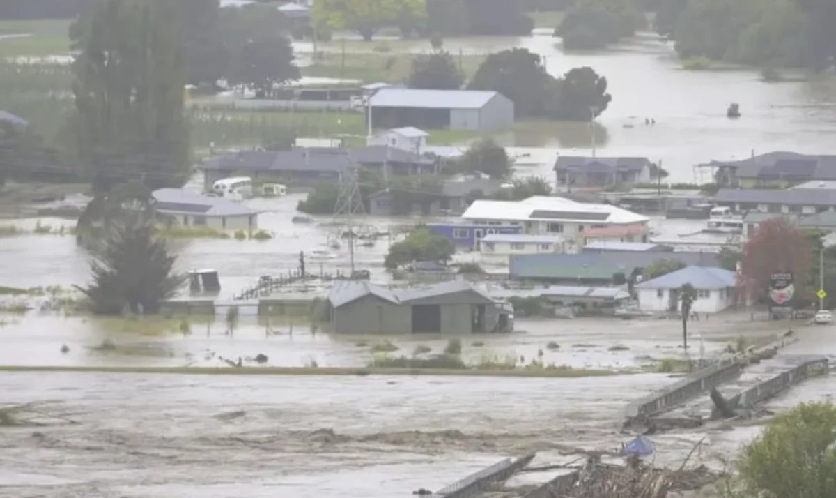 Cyclone kills four in New Zealand