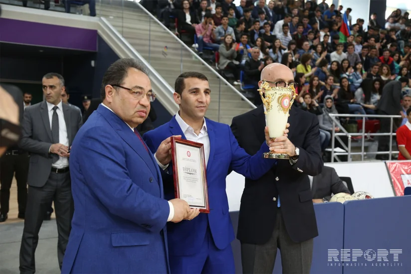 Tələbələr arasında futzal üzrə Azərbaycan birinciliyinin açılış mərasimi keçirilib