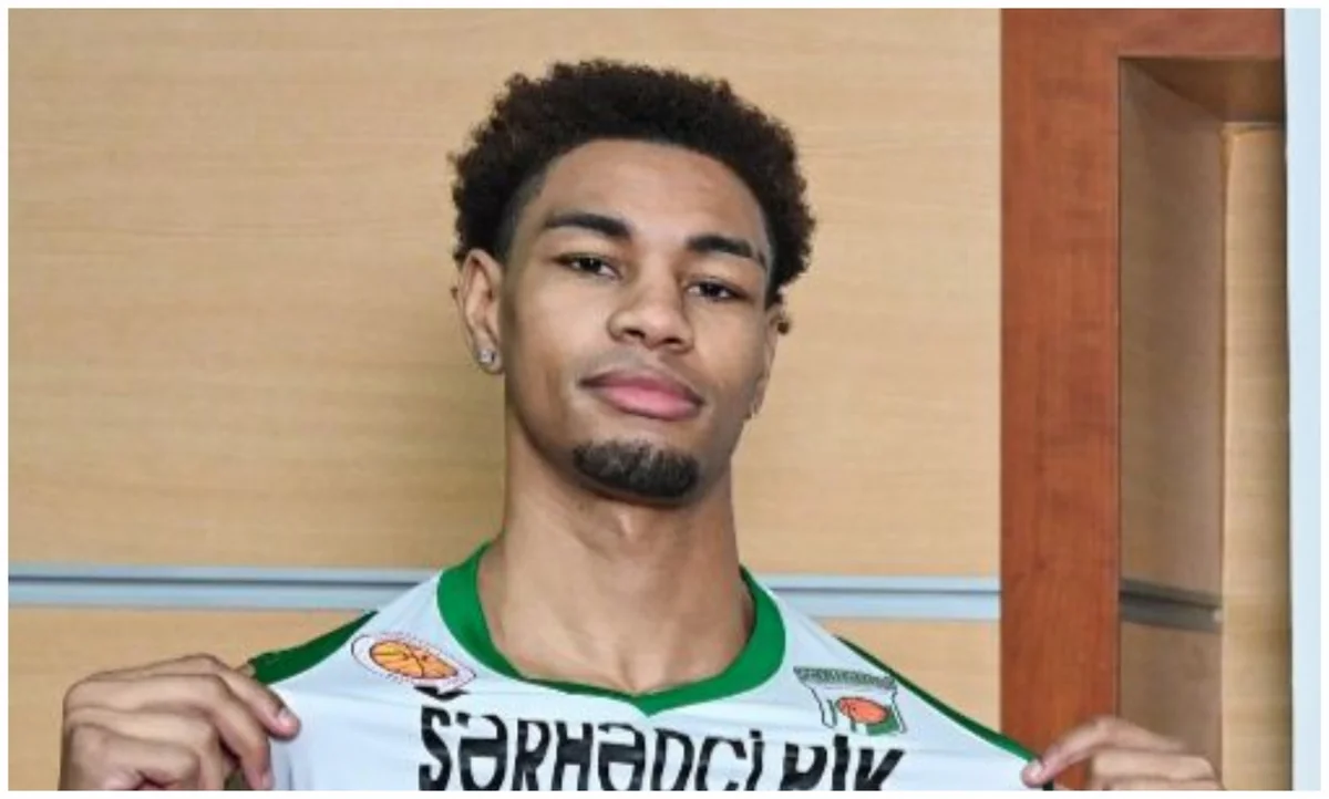 Sərhədçi ABŞ-li basketbolçusu ilə yollarını ayırıb