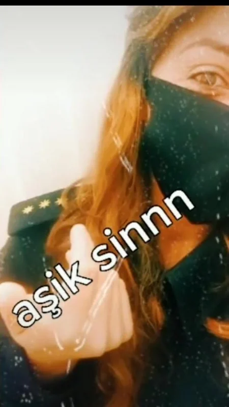MN: Sosial şəbəkədə hərbçi adından paylaşım edən qadının ordumuza heç bir aidiyyəti yoxdur