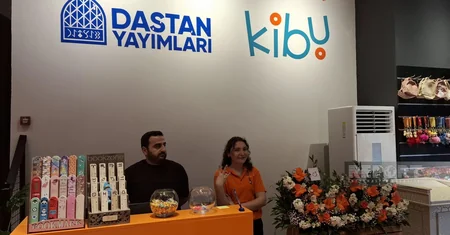 Gəncədə BookZone kitab evinin açılışı olub