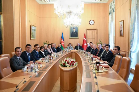 Mustafa Şentop: Ermənistanın Laçın yolu ilə mina və hərbi texnika daşınması qətiyyən yolverilməzdir