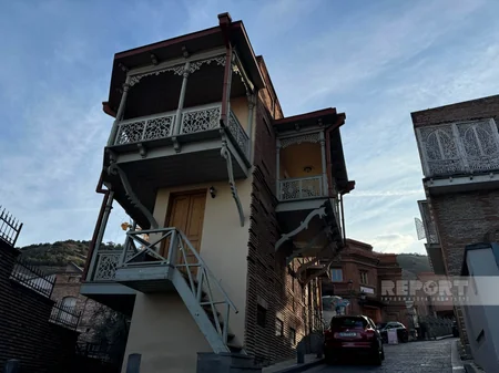 Görkəmli Azərbaycanlılar Panteonu: dostluq rəmzi - Tbilisi Botanika Bağından REPORTAJ