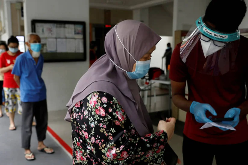 Власти Сингапура отменят часть ограничений для вакцинированных