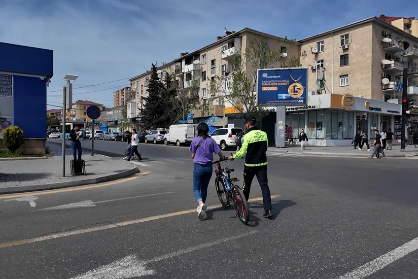Yol hərəkəti qaydalarını pozan 196 piyada haqqında inzibati protokol tətbiq olunub