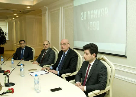 Dövlət Reklam Agentliyində 20 Yanvar şəhidlərinin xatirəsi yad edilib