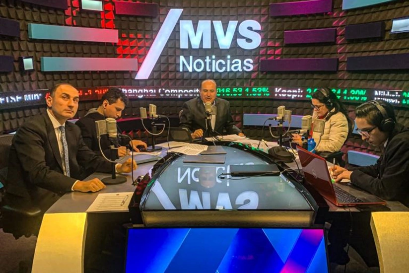 Azerbaijani ambassador gives interview to Mexican radio