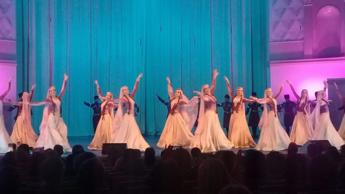 Azerbaijan State Dance Ensemble performed in Moscow