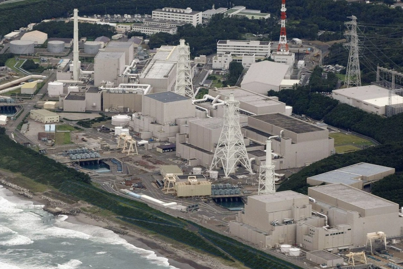 Smoke confirmed at Japan’s Hamaoka nuclear plant