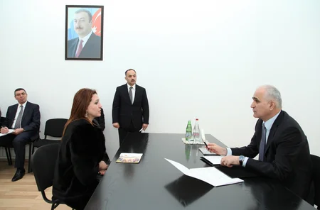 ​İqtisadiyyat və sənaye naziri Şabranda vətəndaşlarla görüşüb