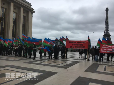 Parisdə yaşayan azərbaycanlılar Sarkisyanın Fransaya səfərinə və erməni təcavüzünə qarşı etiraz aksiyası keçiriblər - FOTO - VİDEO