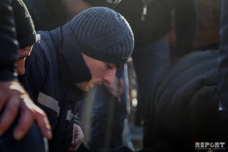 Qəzada ölən neftçi dəfn olunub - FOTO