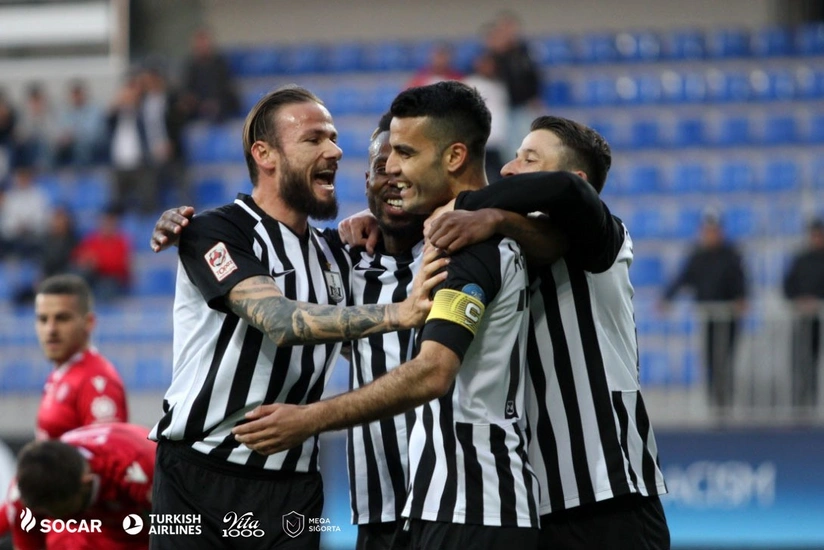 Нефтчи расстался с капитаном команды