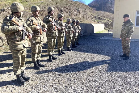Azərbaycan Ordusunun Baş Qərargah rəisi Kəlbəcərdəki hərbi hissələrdə olub