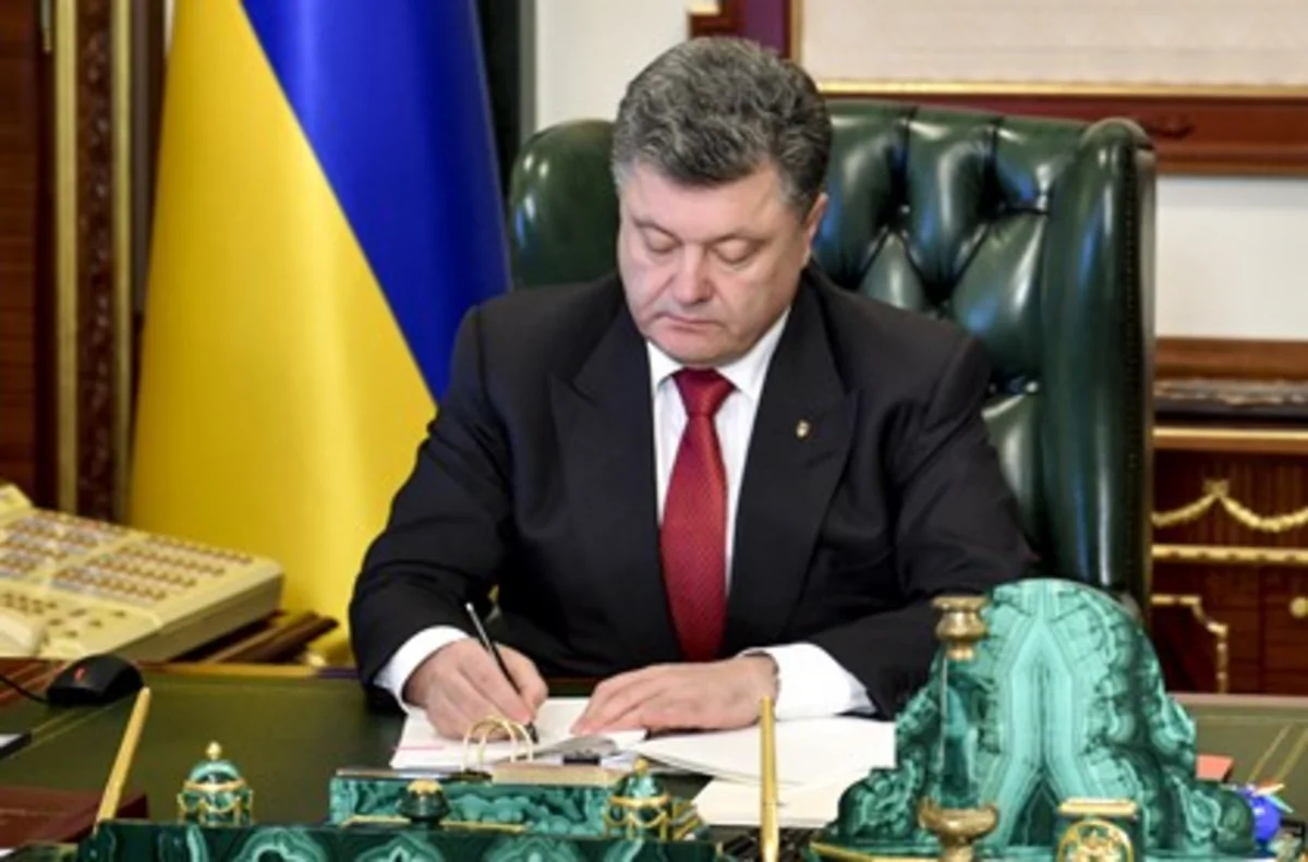 ​Poroşenko Ukraynanın Ermənistandakı səfirini vəzifəsindən kənarlaşdırıb