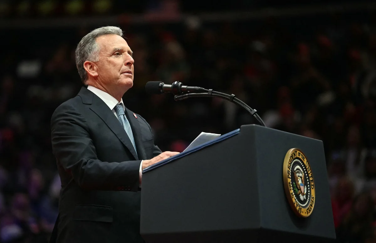 Tramp xüsusi elçisini İsrailə yollayır