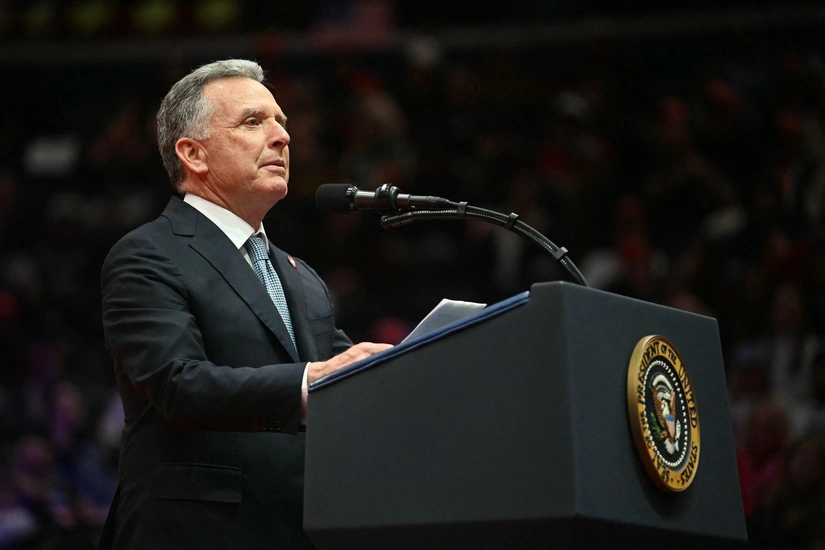 Tramp xüsusi elçisini İsrailə yollayır