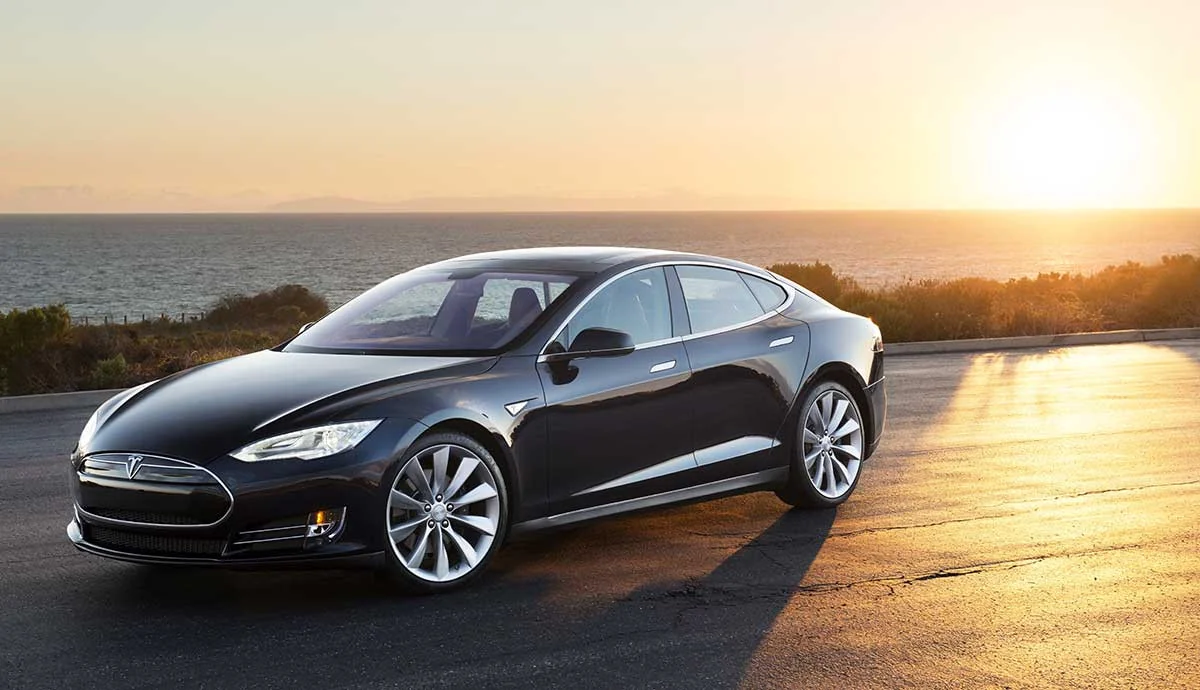 Teslanın qiyməti Fordu ötüb, GM-ə çatmaq üzrədir
