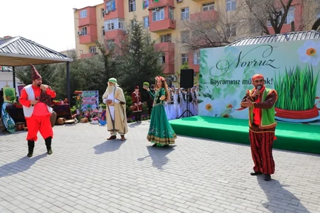 Bakının abad məhəllələrində bayram şənlikləri və konsert proqramları təşkil edilir