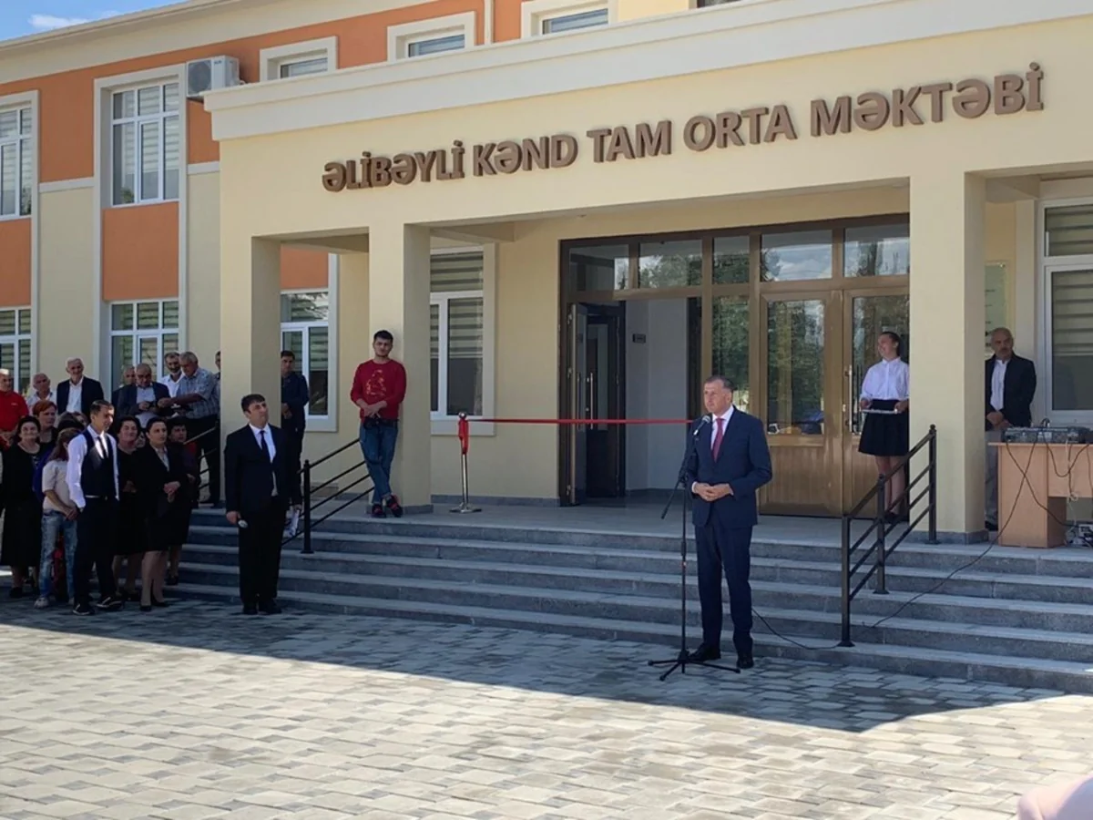 Azərbaycanda gürcüdilli məktəb üçün yeni bina istifadəyə verilib