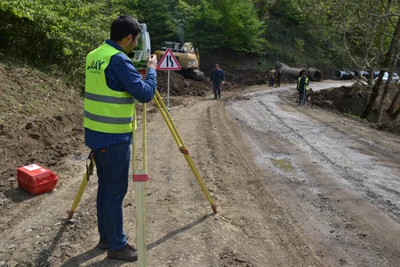 Lənkəranda turizmin inkişafına təkan verəcək yol yenidən qurulur - VİDEO