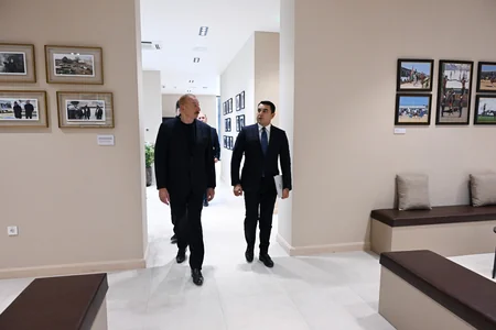 İlham Əliyev Ağdam şəhərində İmarət Kompleksinin bərpadan sonra açılışında iştirak edib - YENİLƏNİB