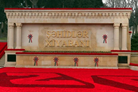 Cüdo ictimaiyyətinin nümayəndələri Şəhidlər xiyabanını ziyarət ediblər