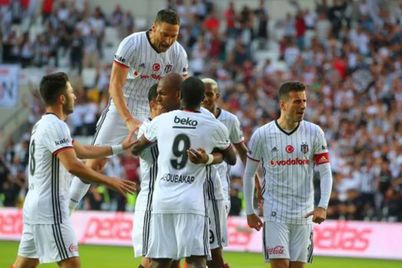 Beşiktaş klubu tarixində 15-ci dəfə Türkiyə çempionu olub