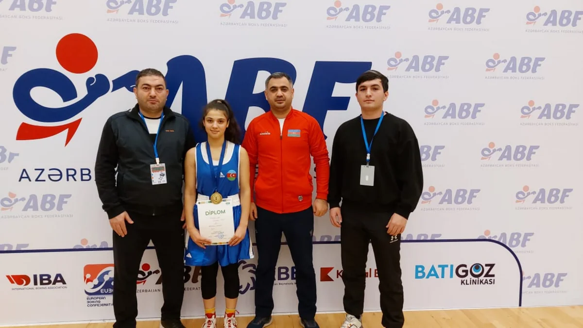 Gənc boksçular arasında ölkə birinciliyində 1/4 final mərhələsi başa çatıb