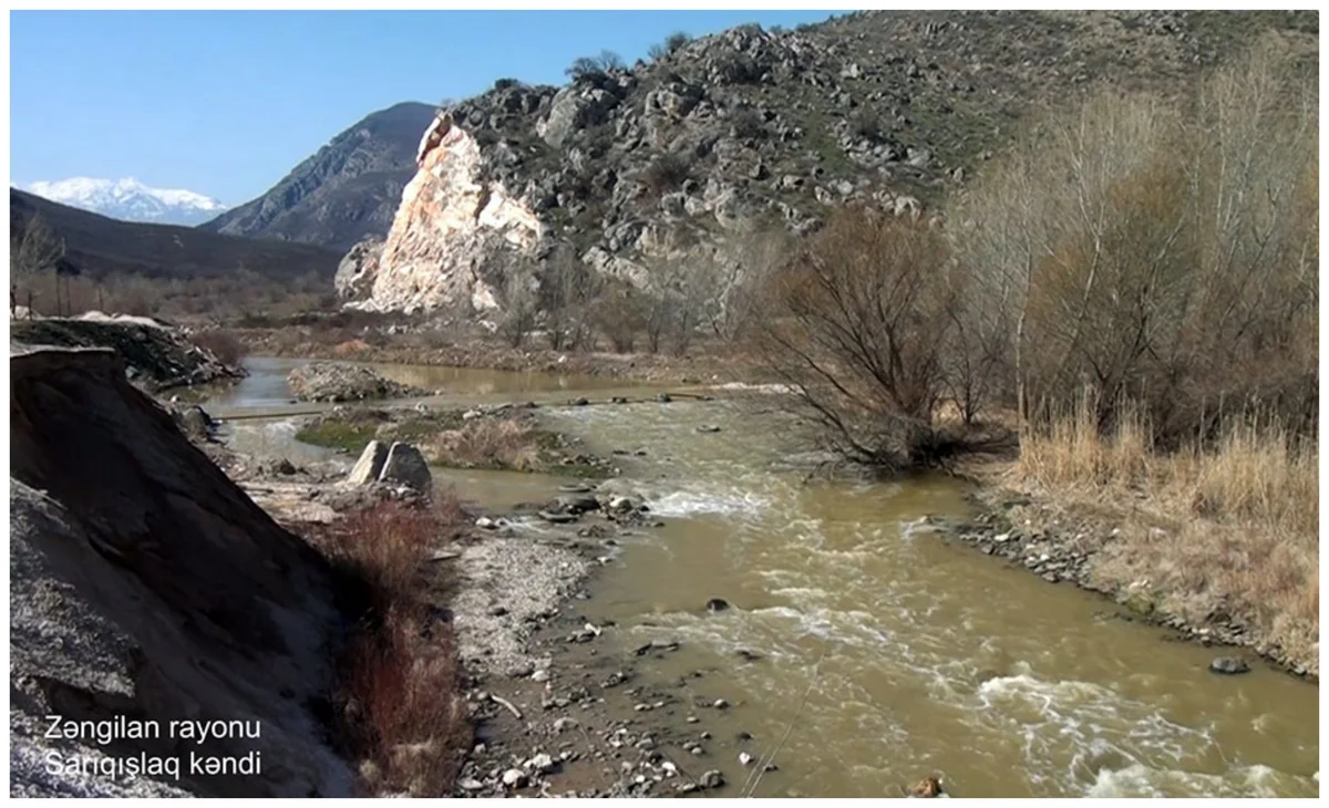 Zəngilanın Sarıqışlaq kəndindən görüntülər
