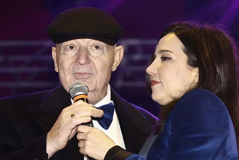 ​Məşhur türk müğənnisi Kayahan xəstəxanaya yerləşdirilib