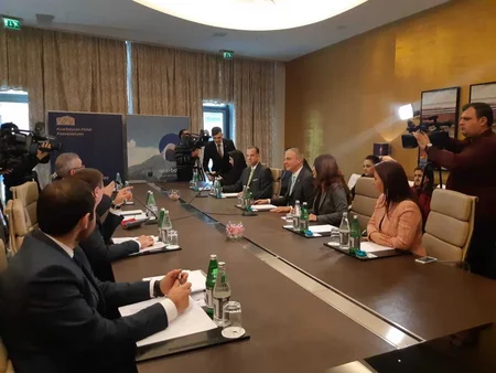 Azərbaycan Turizm Bürosu hotellərə ulduz verilməsi üzrə uyğunluğun qiymətləndirilməsi sertifikatı alıb