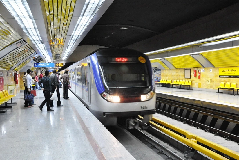 Təbrizdə Səttərxanın adını daşıyan metro stansiyası istifadəyə verilib