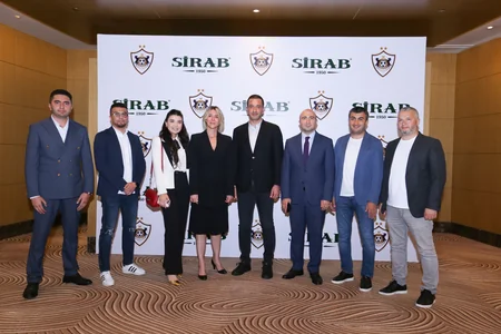 İki çempion birləşdi