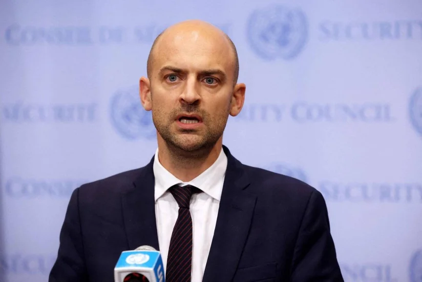 Глава МИД: Франция не меняла свою позицию по ударам вглубь РФ