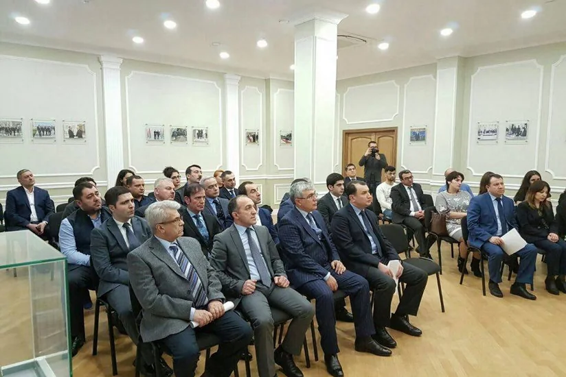 Посол Азербайджана в Беларуси встретился с представителями диаспоры