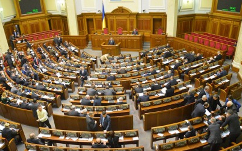 ​Ukrayna parlamenti hökumətin yeni tərkibini təsdiq edib