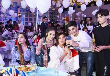Heydar Aliyev Foundation arranges traditional New Year party for children