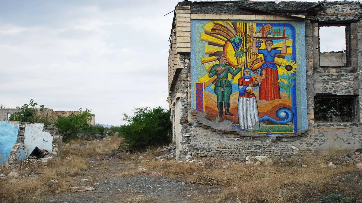 Colombian journalist witnesses Armenian vandalism in Karabakh