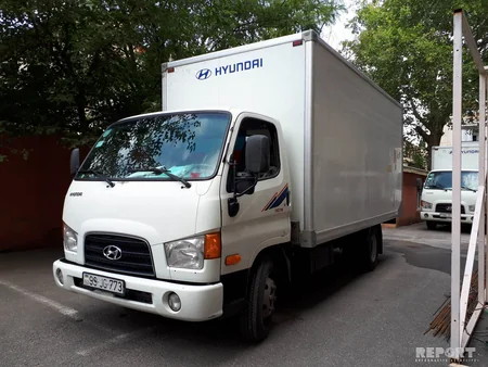 Минобразования отправило в азербайджаноязычные школы Грузии учебники - ФОТО