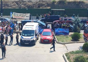 Rusiyalı idmançılar Tbilisidə etiraz aksiyası ilə qarşılanıb