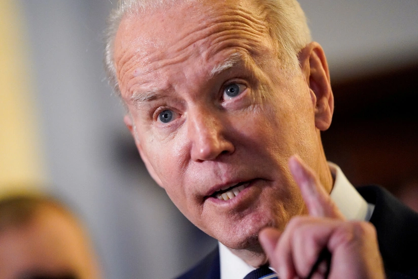 Biden tells White House guest 'shut up'