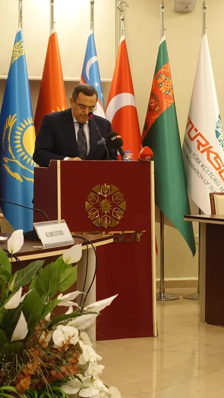 Ankarada Bəxtiyar Vahabzadənin 90 illik yubileyi qeyd olunub