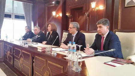 Milli Məclis rəhbərliyi baş redaktorlarla görüş keçirib - YENİLƏNİB